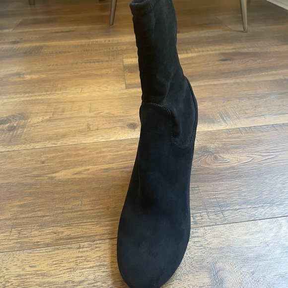 Halogen Jacy Stretch Sock Bootie - Picture 4 of 16